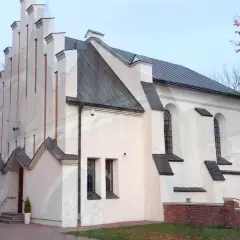 Sanktuarium w Wąwolnicy - historia, godziny mszy i dojazd dla pielgrzymów