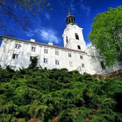 Sanktuarium w Oborach - poznaj historię i jak dojechać na miejsca kultu