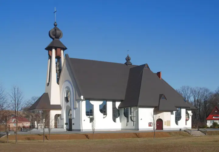 Sanktuarium Lipinki: historia, figura Matki Bożej i ważne wydarzenia