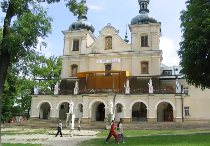 Kalwaria Pacławska sanktuarium: historia, architektura i pielgrzymki.