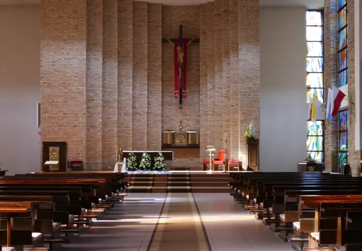 Sanktuarium Miłosierdzia Bożego w Poznaniu: godziny mszy i dojazd na Sobieskiego
